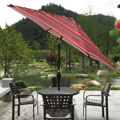 Parasol d'extérieur 9 pi avec rayures rouges - Amélioration de la résistance aux chocs, poteau de patio en acier rayé stable, 6 baleines, facile à nettoyer
