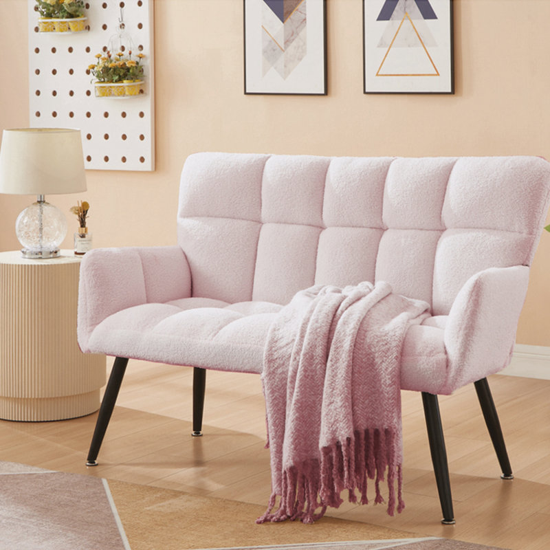 Fauteuil capitonné large 52,56 po Machella, Rose