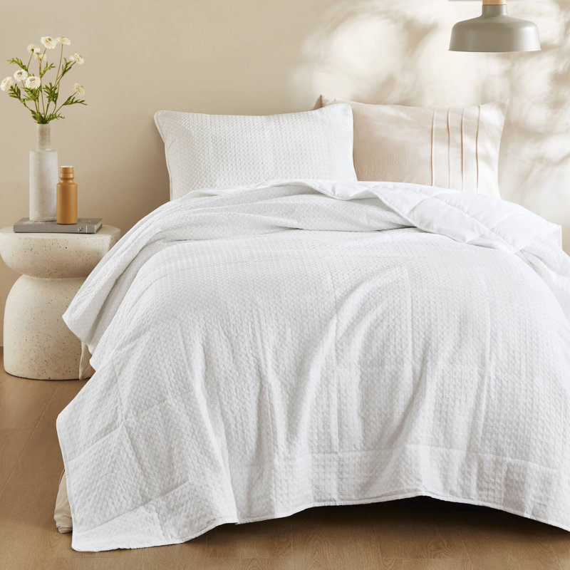 Ensemble de courtepointe texturée Mina Waffle Weave, Blanc, Courtepointe simple / simple TG + 1 taie décorati