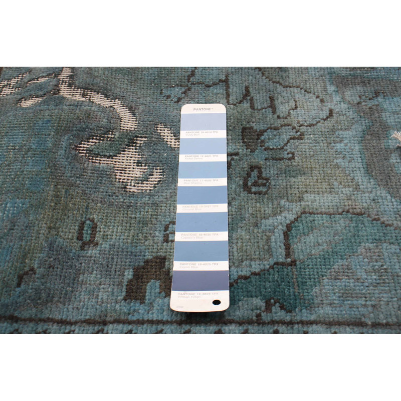 Tapis bleu denim clair en laine 9 pi 6 po x 12 pi 10 po Krislin