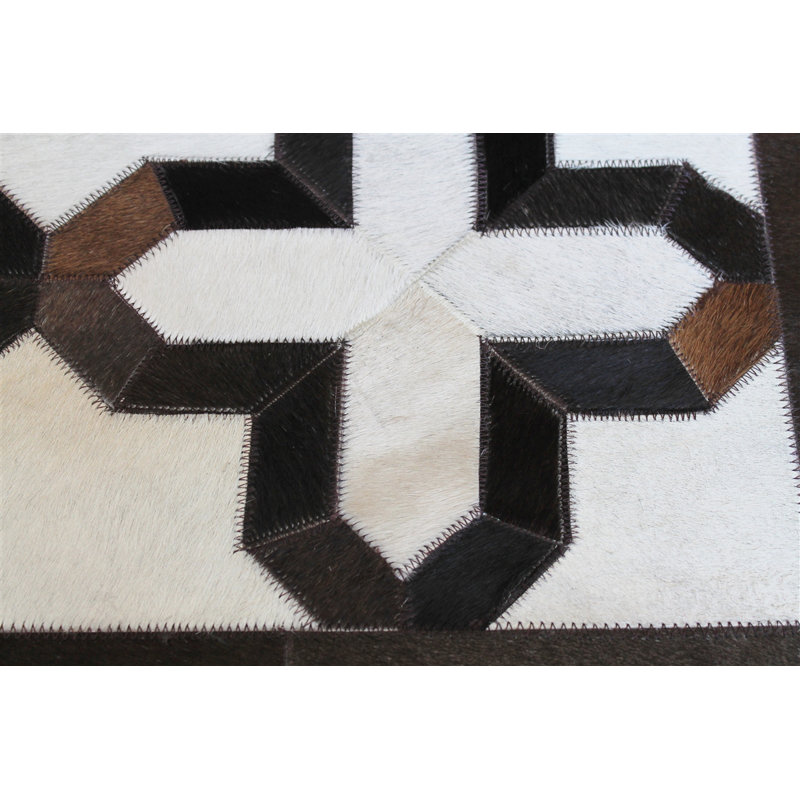 Tapis cola/crème fait main vache Thorson, Rectangle 8 pi x 10 pi