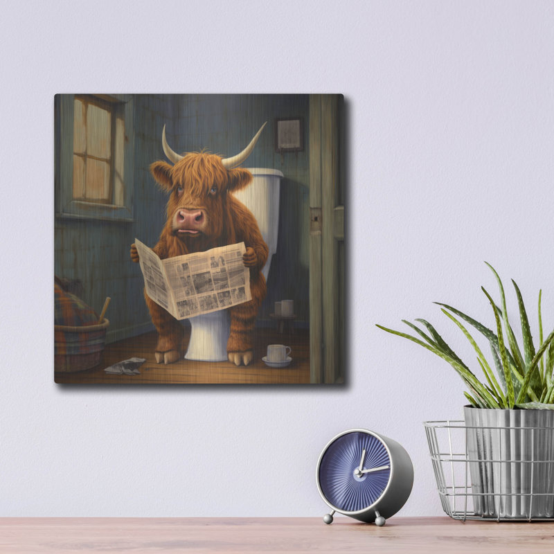 "Highland Cow On Toilette" par Luxe, H 12 po x l 12 po