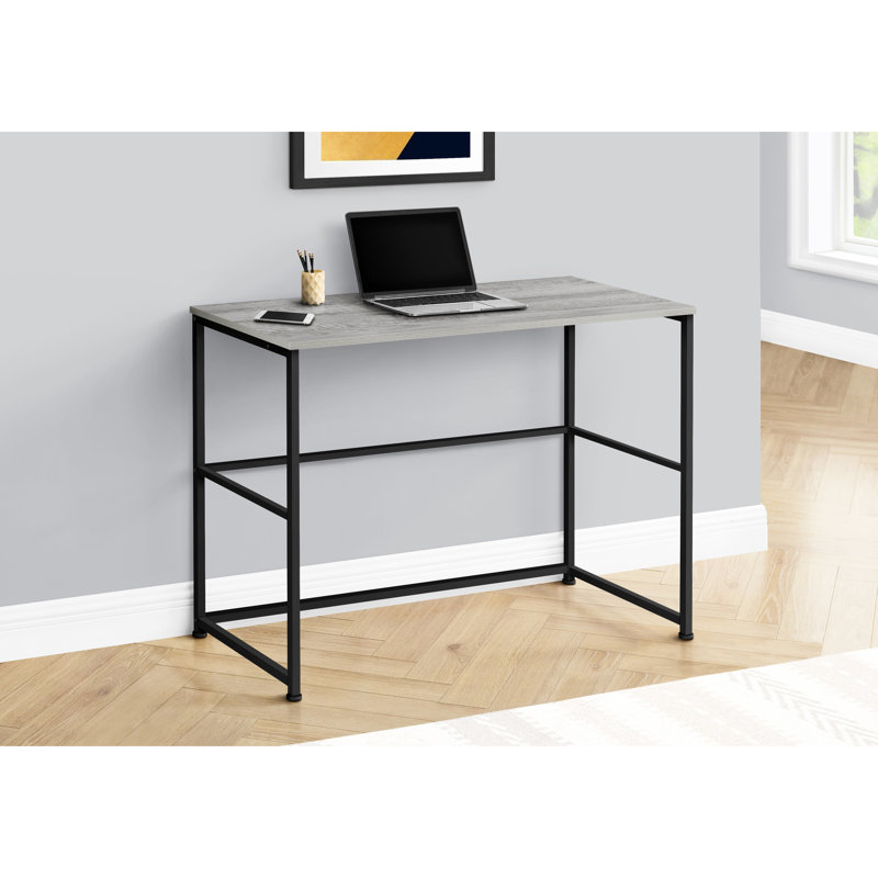 Bureau d'ordinateur moderne de 102 cm (40 po) - Plateau en stratifié gris, pieds en métal noir, avec grand espace de rangement pour le travail à domicile ou le bureau. Caractéristiques : Plateau en stratifié gris, pattes en métal noir, 102 cm (40 po).