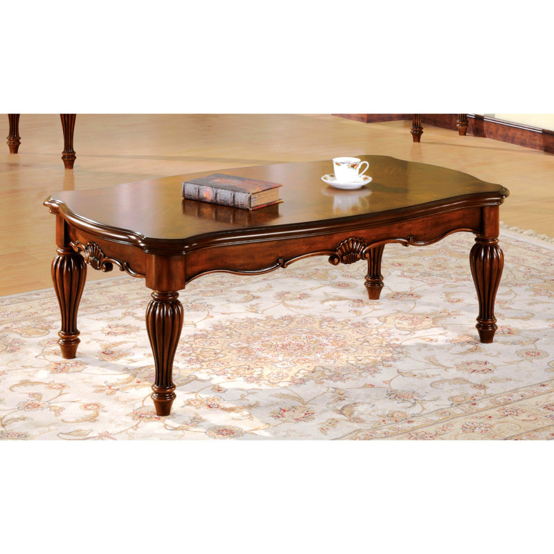 Table basse cerise rectangulaire avec pieds tournés
