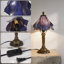 Lampe de table en verre teinté pétale bleu mauve de style Tiffany, base en résine bronze antique, ampoule E26 chaude incluse, lampe d'appoint rétro-1644197064