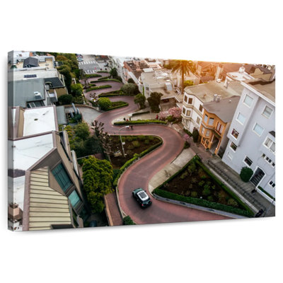 Sireci Lombard Street