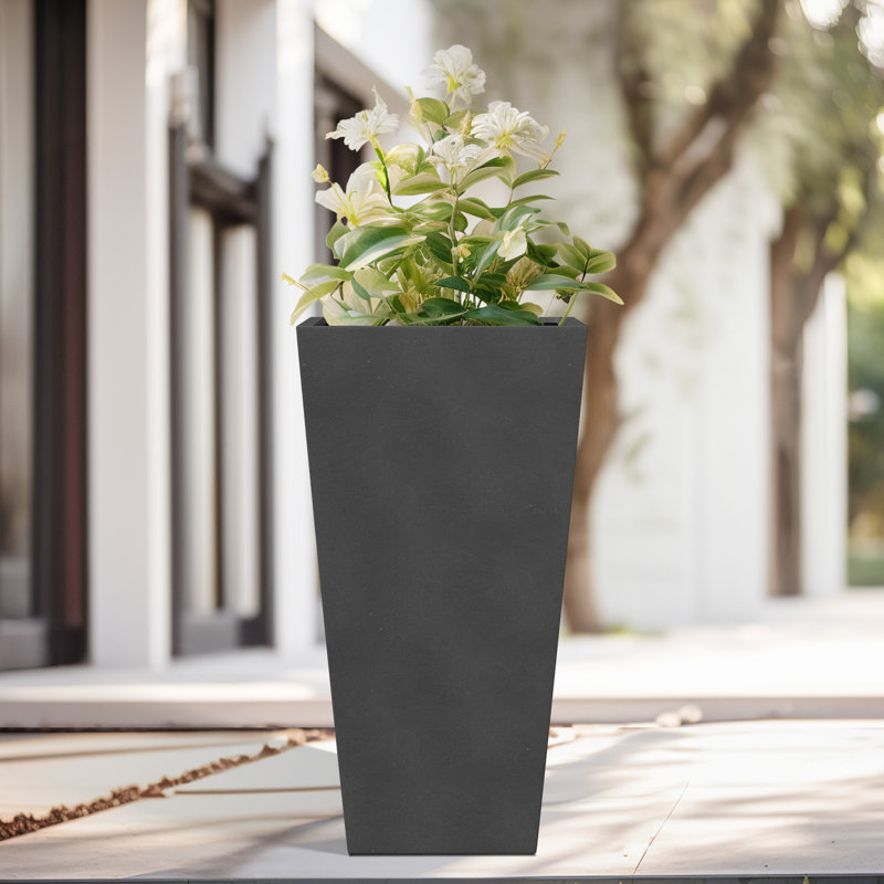Juda Pot Planter
