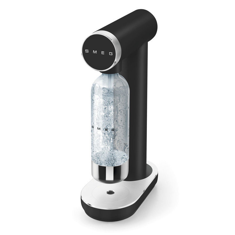 Contemporary Sparkling Water Maker in Jade, Matte Black