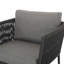 Élégant complément de salon, chaise d'appoint sophistiquée
