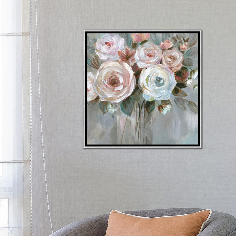 «Bouquet In Blush» par Nan - impression, H 26 po x l 26 po x P 1,5 po, Encadrement argenté
