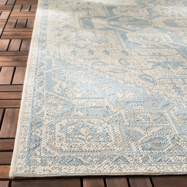 Glass Oriental Indoor / Outdoor Area Rug