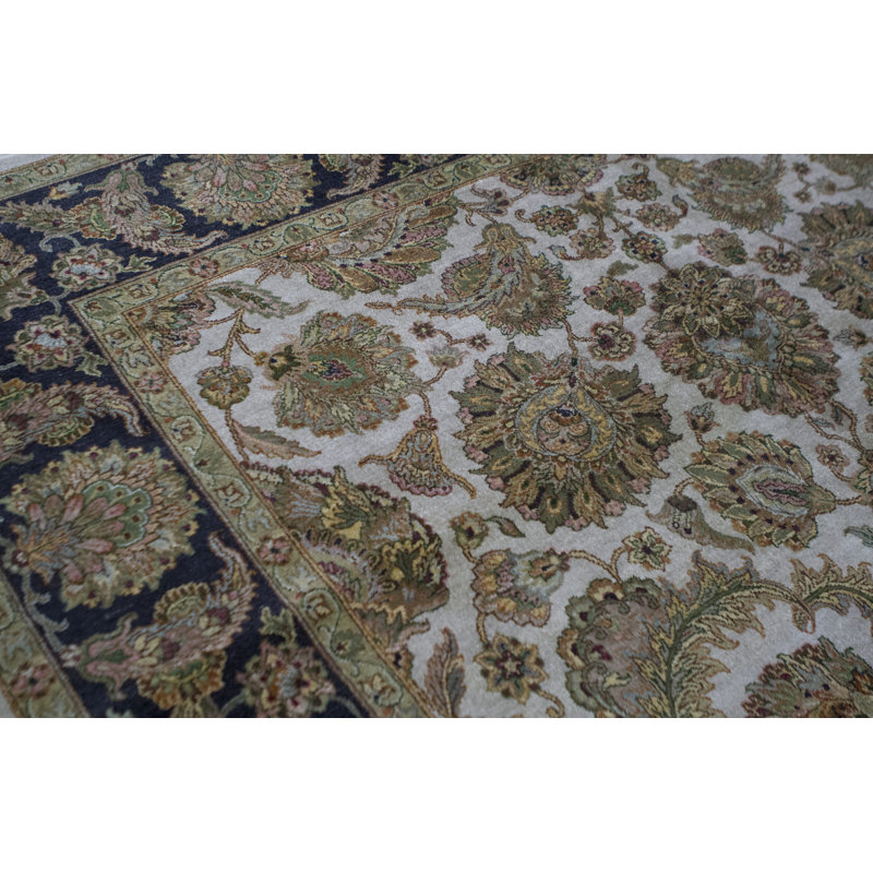 Tapis ivoire et noir noué à la main de haute qualité