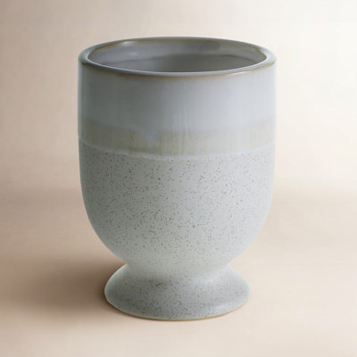 Jiyah Handmade Ceramic Table Vase