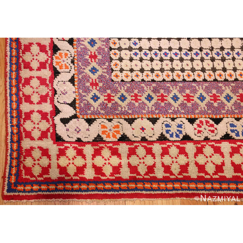 Petit tapis d'Ukraine aux tons de bijoux