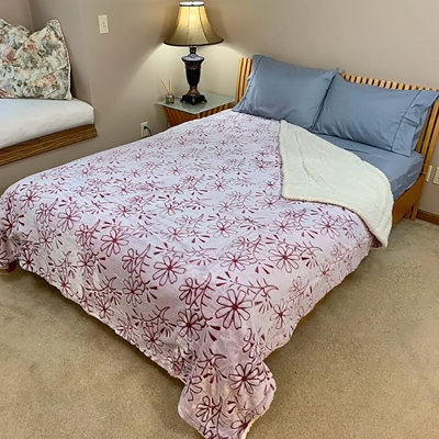 Super Fuzzy, Soft, And Cozy Queen Blanket
