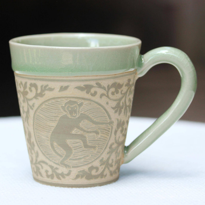 Tasse en céramique de singe zodiaque thaïlandais céladon
