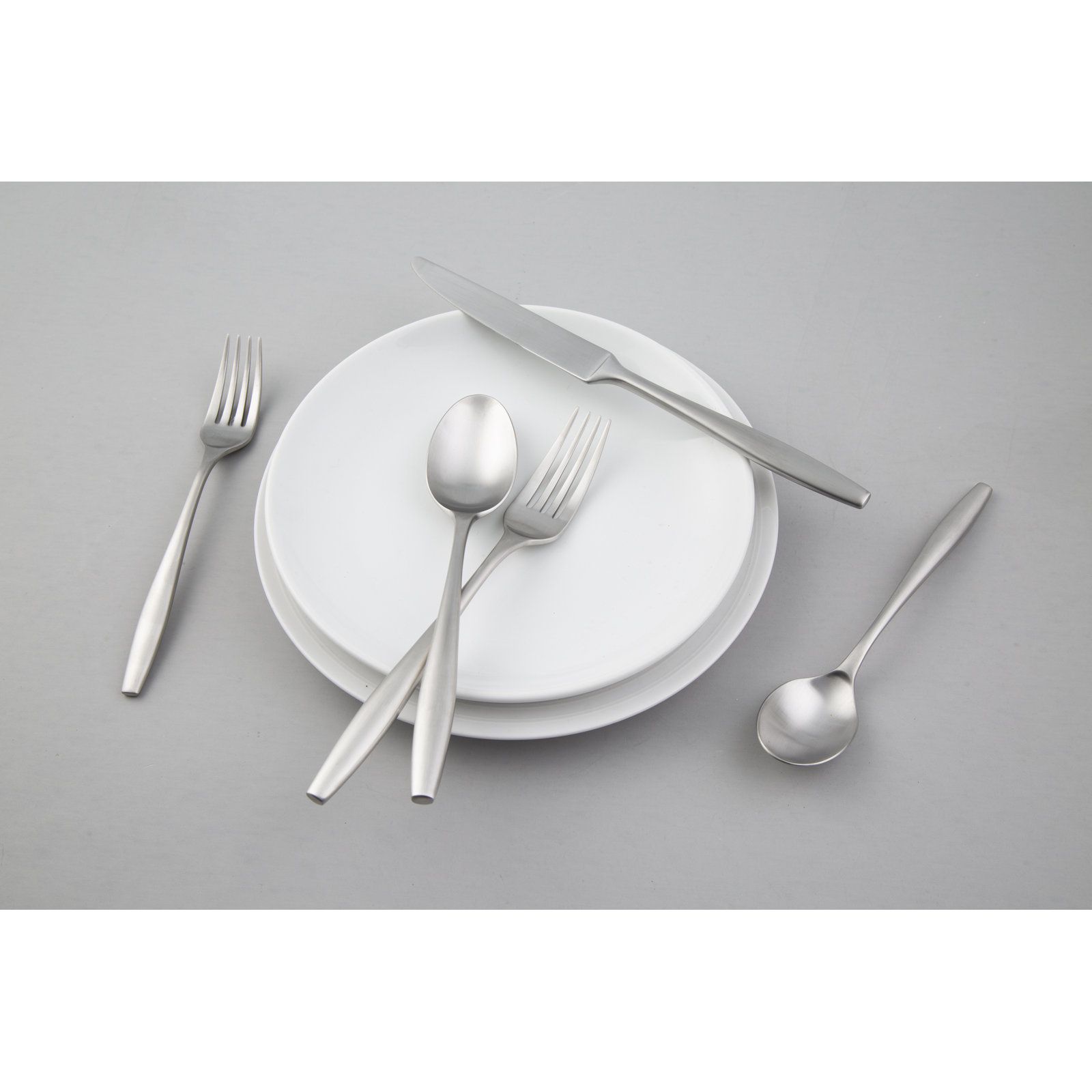 Edianna Flatware - Set of 20, Silver Satin