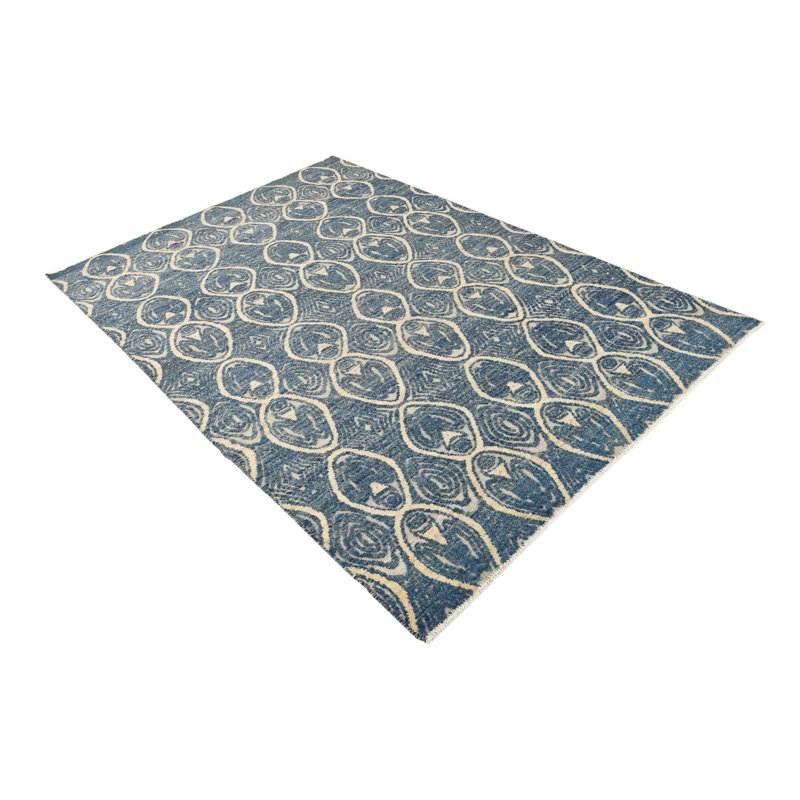 Tapis bleu Judy