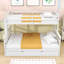 Lit simple superposé au-dessus de grand lit simple en bois avec lit gigogne simple et échelle-1009466602