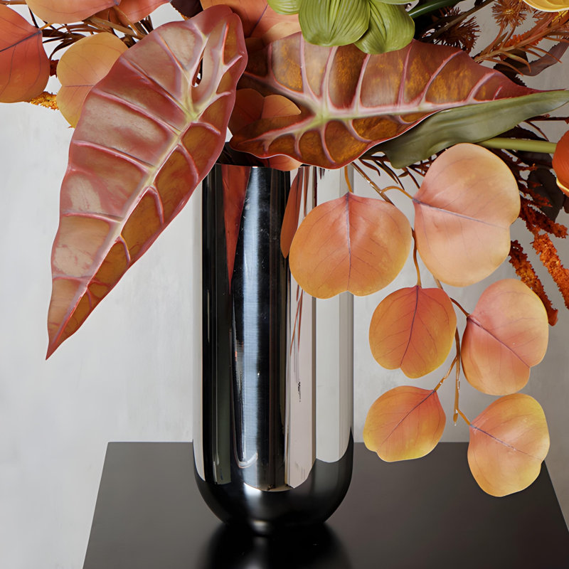 Ornements de fleurs simulées