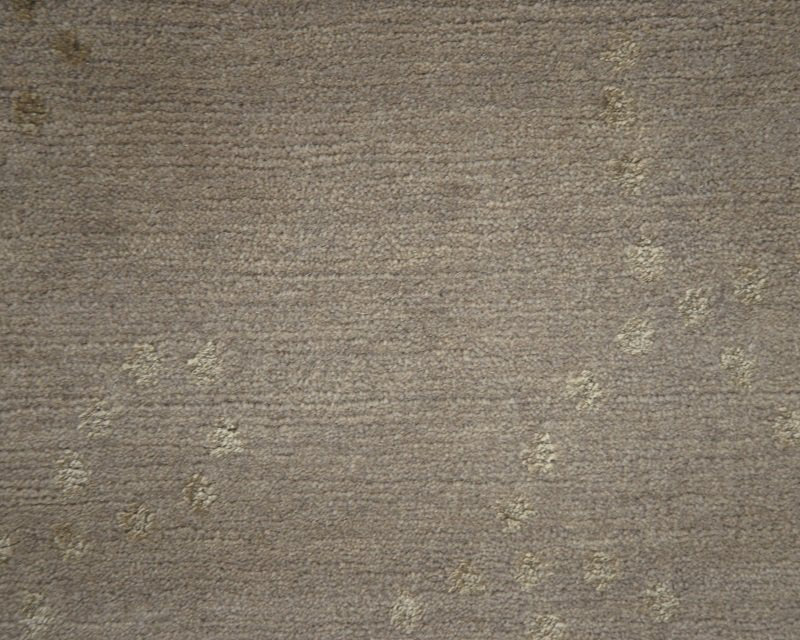 Tiara Hand Woven Silk and Wool Floral Area Rug, Rectangle 2' x 3'