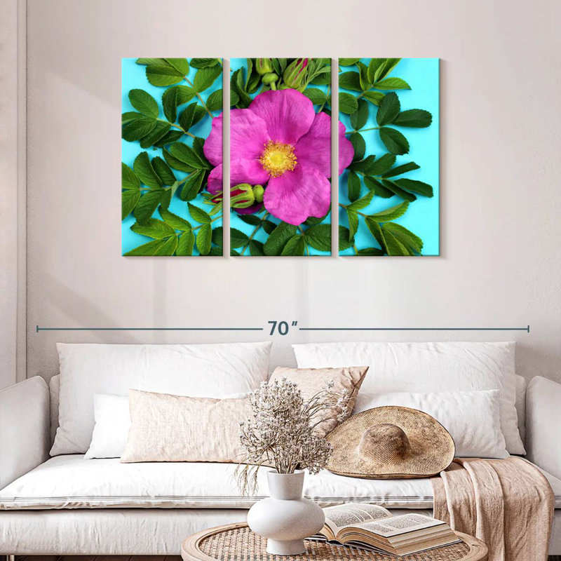 Harnek Magenta Beach Rose, 28" H x 45" W