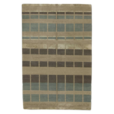 Geometric Area Rug in Beige