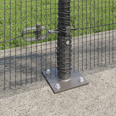 150cm H x 2500cm W Steel Border Fencing