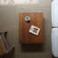 Table basse de style nordique en bois massif.-1096838936