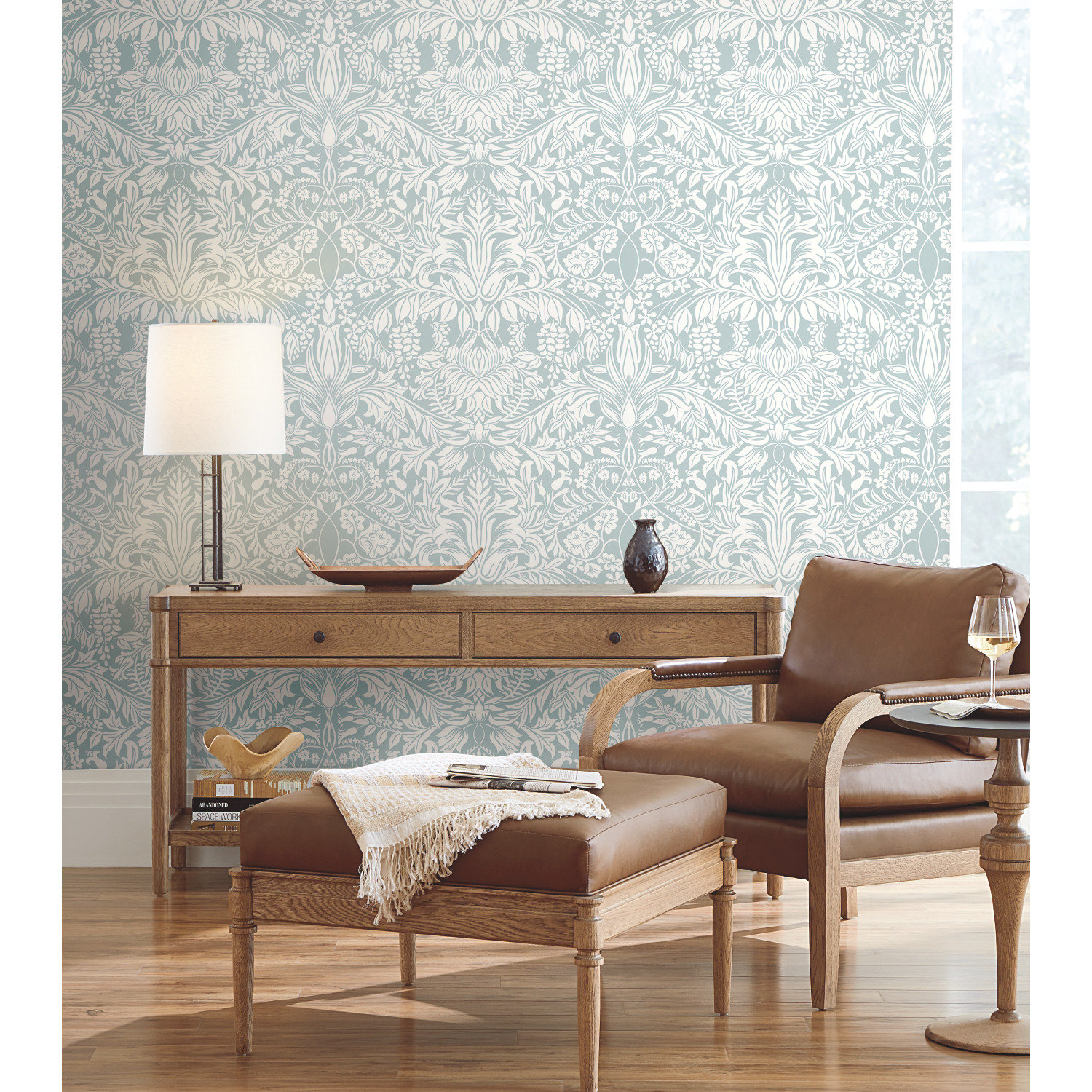 Harmonia Floral Wallpaper, Light Blue