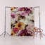 Tapis décoratif moderne mauve et jaune à motif de roses-1075140628