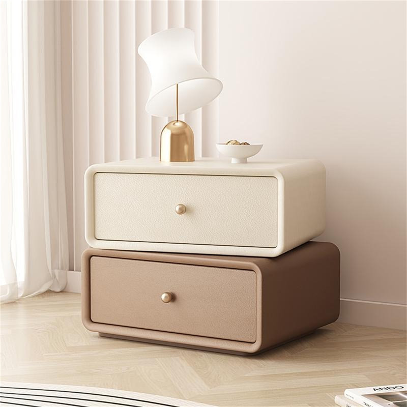 Table de chevet moderne de 19,68 po de largeur avec 2 tiroirs, table de chevet, surface en cuir artificiel, le tiroir supérieur peut pivoter.