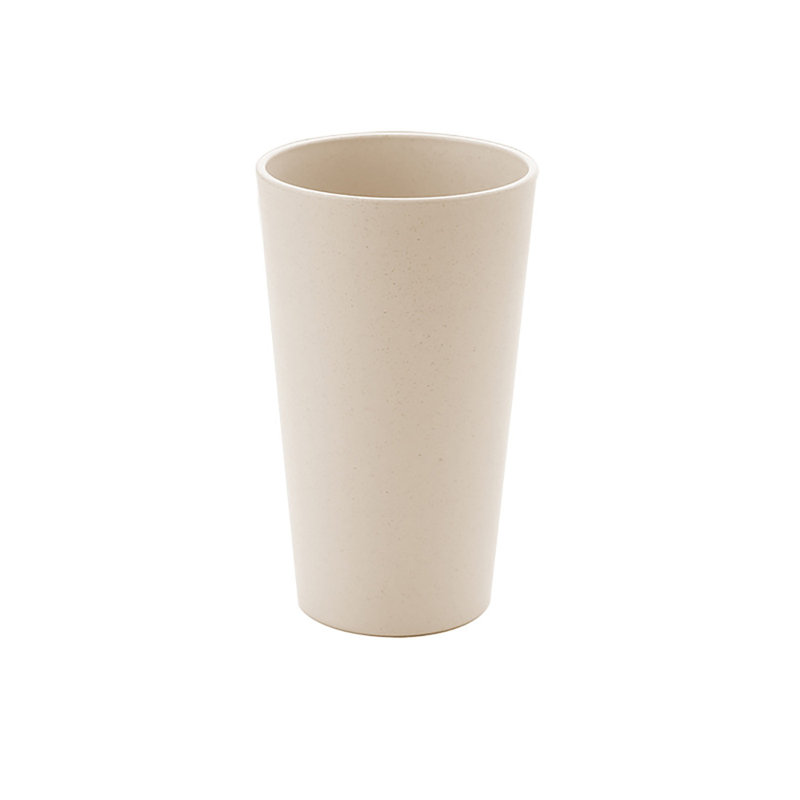 une bouteille de 600 ml, Beige