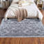 Tapis gris en fausse peau de mouton à poil long Levata-580954650