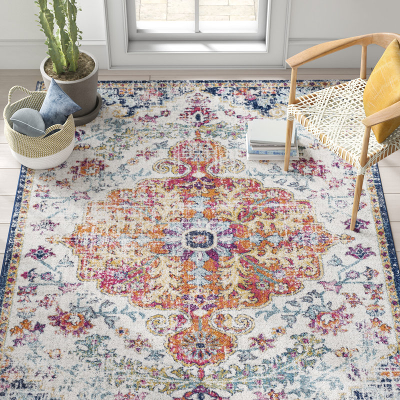 Wynings Oriental Area Rug, Rectangle 200 x 275 cm