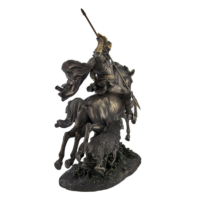 Statue bronzée du dieu nordique Odin sur un chevalier