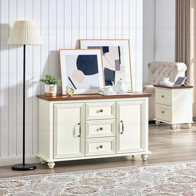 Buffet moderne avec rangement spacieux