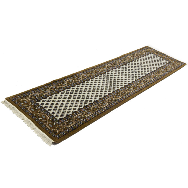 Tapis de couloir oriental crème crème Indo Botemir 2 pi 5 po x 8 pi 8 po