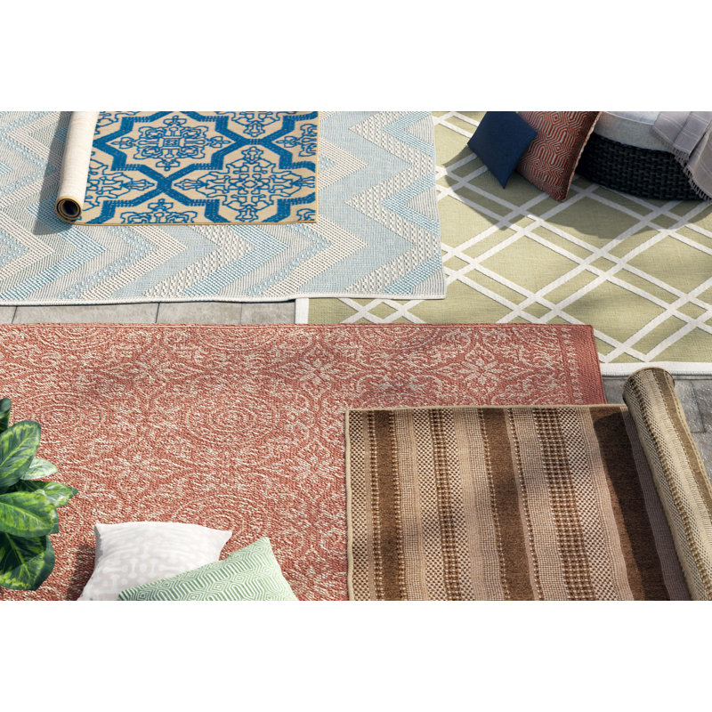 Tapis rayé beige / brun intérieur / extérieur Macri, Rectangle 7 pi 10 po x 9 pi 10 po