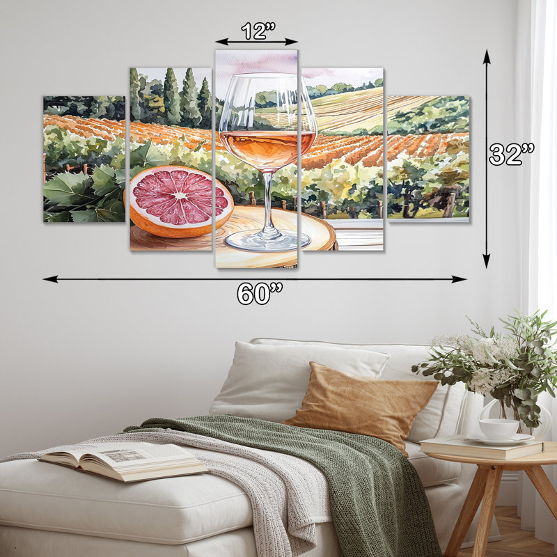 Pamplemousse avec verre de vin dans un vignoble III - art mural de vignoble - ensemble d'art mural traditionnel 5 pièces