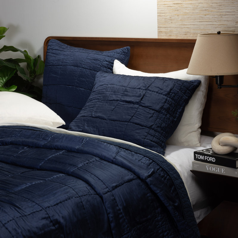 Maddy Quilt Set, King Quilt + 2 Shams