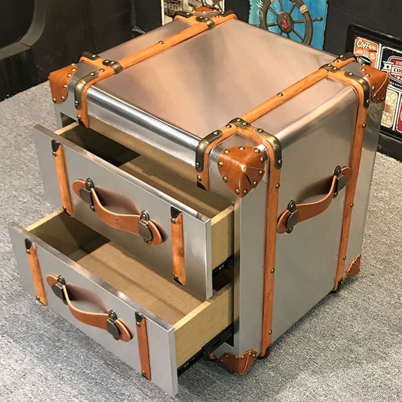 Karitas Accent Chest