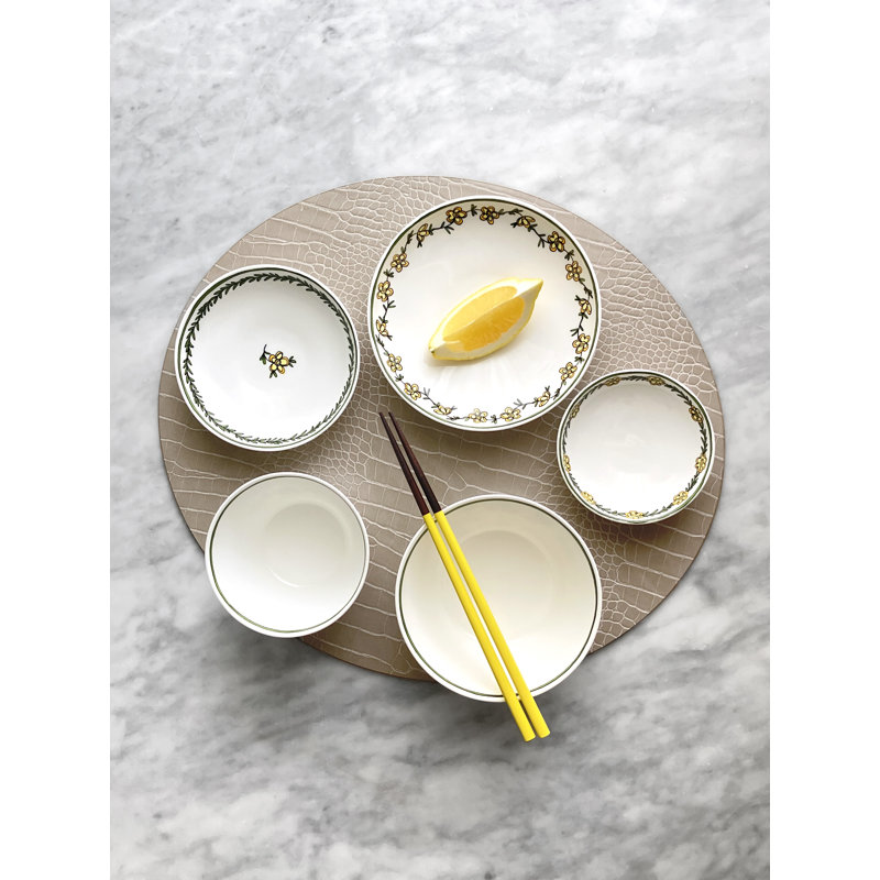 Chopsticks, Yellow