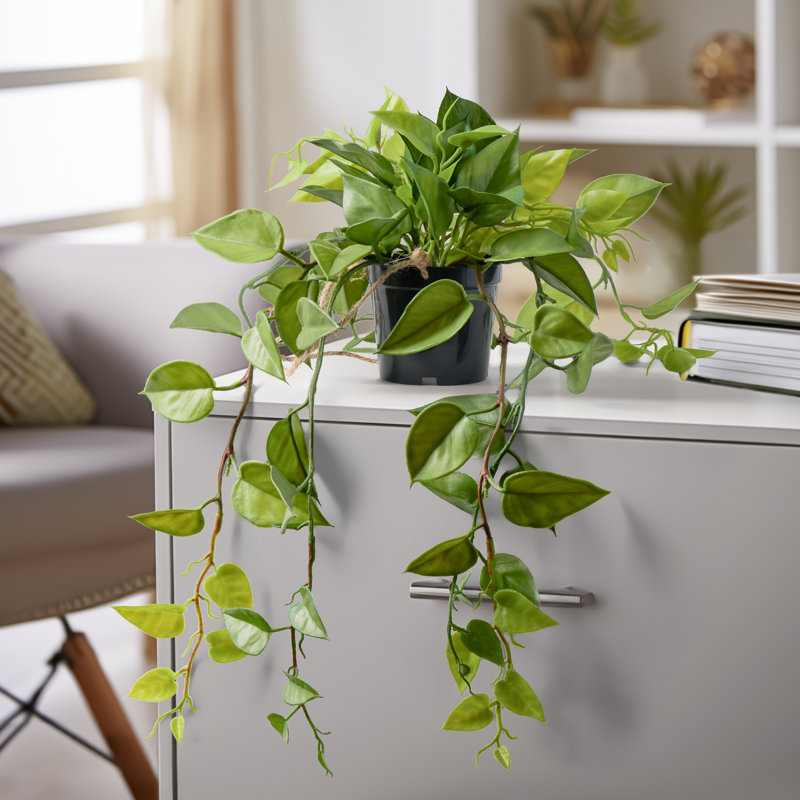 Fausse plante en pot suspendue avec support à cordes