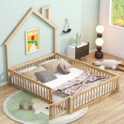 Lit plateforme en bois pleine grandeur avec garde-corps, naturel