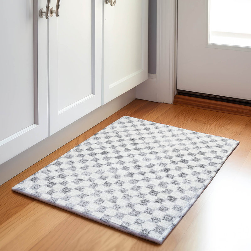 Tapis intérieur / extérieur gris lavable à la machine Xhevrie, Rectangle 1 pi 8 po x 2 pi 6 po
