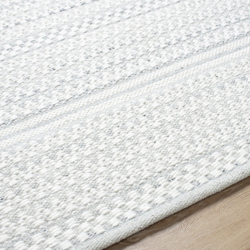 Lavande Chevron Wool Area Rug in Light Gray/Ivory, Runner 2'6" x 8'