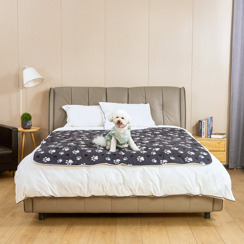 Geometric Polyester Pet Bed, Dark Gray