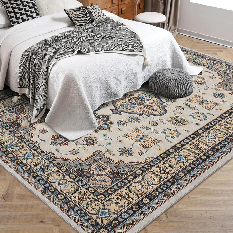 Tapis traditionnel à bordure médaillon, Rectangulaire 8 pi x 10 pi