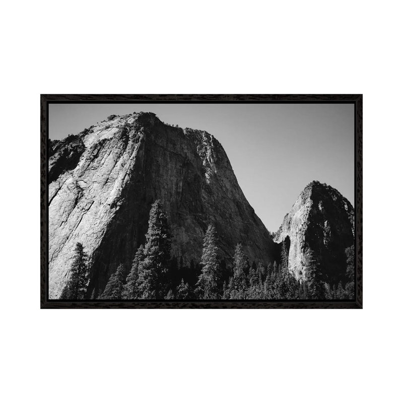 El Capitan V by Bethany Young - Print on Canvas, Black Framed, 45.72cm H x 66.04cm W x 3.81cm D